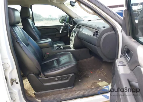 2011 Chevrolet Tahoe Lt from USA, damaged, VIN 1GNSCBE05BR143018